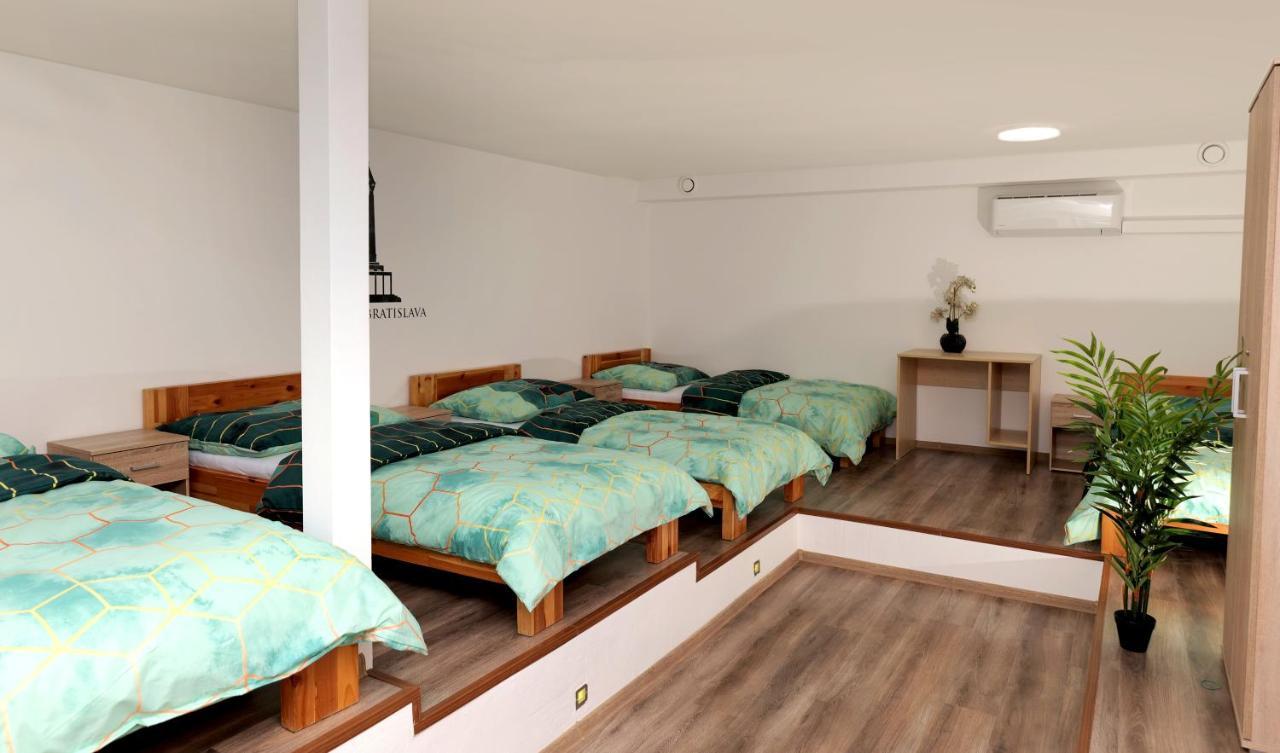 Hostel Old Town براتسيلافا المظهر الخارجي الصورة