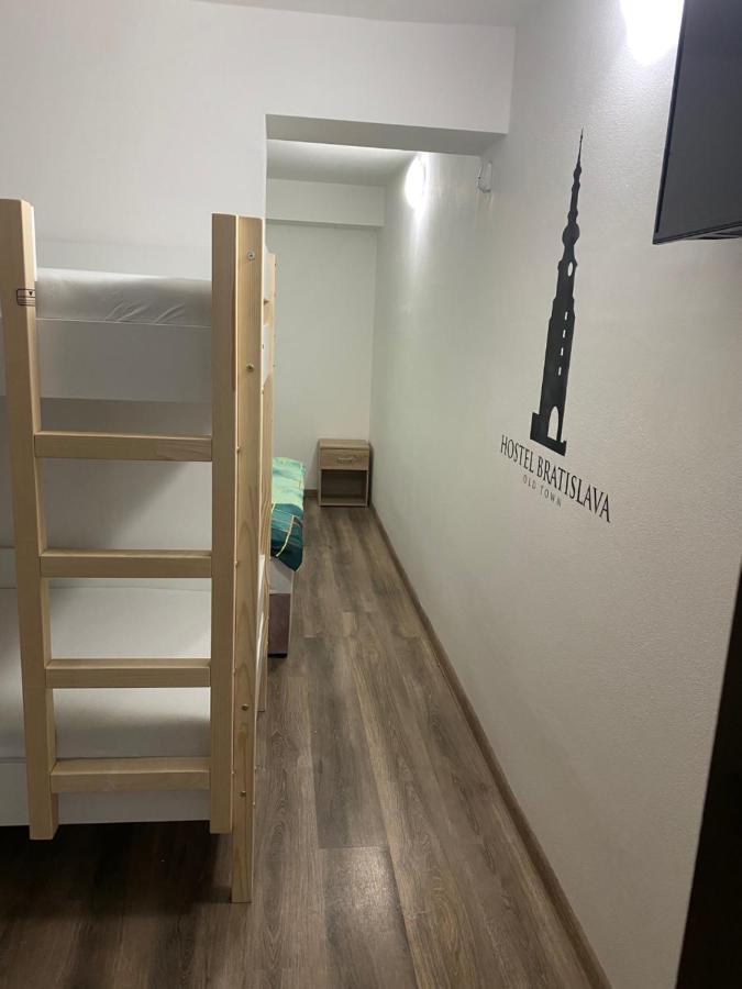 Hostel Old Town براتسيلافا المظهر الخارجي الصورة